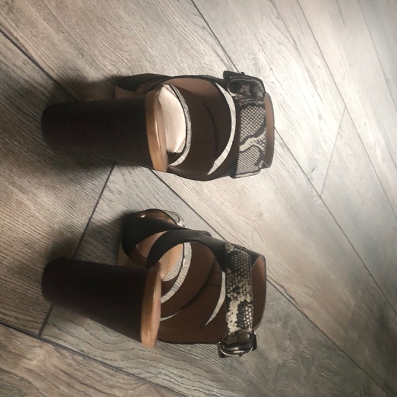 4” block heel black and white snakeskin sandals - Picture 3 of 3